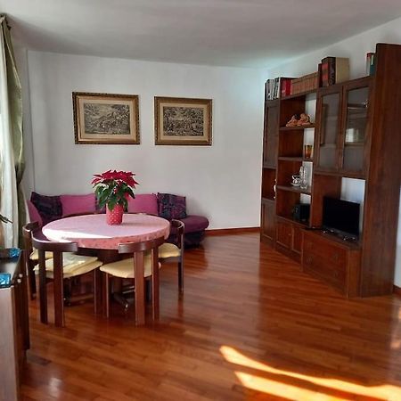 Casa Lola Apartment ลีวอร์โน ภายนอก รูปภาพ