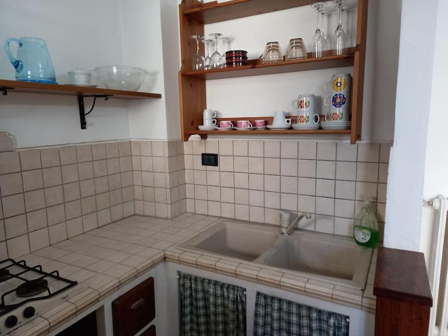 Casa Lola Apartment ลีวอร์โน ภายนอก รูปภาพ